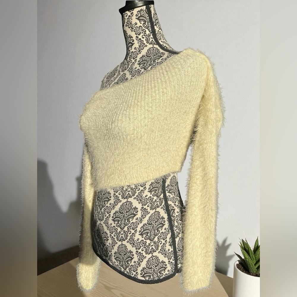 Faux Angora Off Shoulder Crop Sweater. NWOT. Size Medium. - Picture 3 of 7